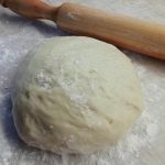 Cum afectează odihna elasticitatea aluatului: de ce găluștele gata preparate nu se fierbe cum-afecteaza-odihna-elasticitatea-aluatului-de-ce-galustele-gata-preparate.jpg